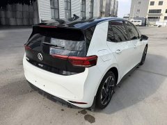 Volkswagen ID.3 Outstanding Edition - ფოტო 13