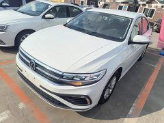 Volkswagen Bora 200TSI DSG Comfort Edition - ფოტო 1