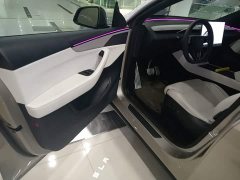 Tesla Model Y L Long Range All-Wheel Drive - ფოტო 15