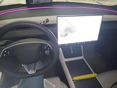 Tesla Model Y L Long Range All-Wheel Drive - ფოტო 9