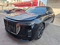 FAW Red Flag H9 2.0T Flagship Exclusive Fashion Edition - photo 1