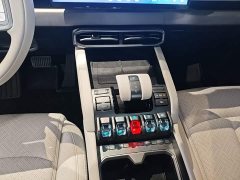 Fangchengbao Titan 3 501KM AWD Max Edition - ფოტო 13