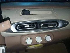 Wuling Hongguang MINIEV Fourth Generation Four-Door Advanced Edition - ფოტო 12