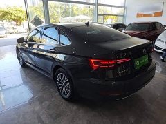 Volkswagen Sagitar 200TSI DSG Comfort Smart Connected Edition - photo 4