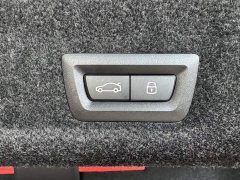 BMW 3 Series 325Li M Sport Package - ფოტო 19