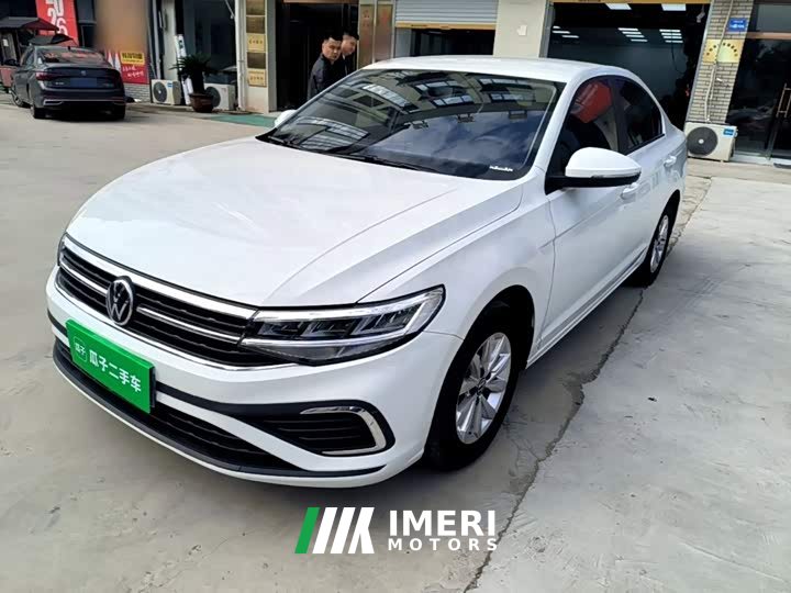 Volkswagen Bora 200TSI DSG Comfort Edition - автомобиль из Китая