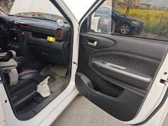 Dongfeng Fengguang 380 1.5L Comfort passenger van (leaf spring) 5-seater - photo 19