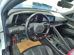 Hyundai Elantra 240TGDi DCT LUX Luxury Edition - ფოტო 9