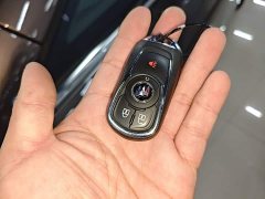 Buick GL8 Land Business Class Comfort Edition - ფოტო 8