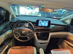 Buick GL8 Land Business Class Comfort Edition - ფოტო 9
