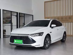 BYD Qin PLUS Glory Edition DM-i 55KM Leading - ფოტო 1