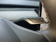 Tesla Model Y Long Range All-Wheel Drive - ფოტო 13