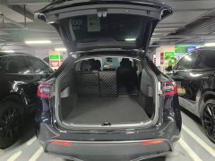 Tesla Model Y Rear-Wheel Drive - photo 18