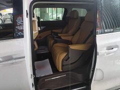 Denza D9 EV 600 AWD Flagship - ფოტო 16