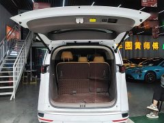 Denza D9 EV 600 AWD Flagship - ფოტო 18