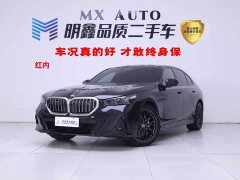 BMW 5 Series 525Li M Sport Package - ფოტო 1