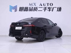 BMW 5 Series 525Li M Sport Package - ფოტო 7