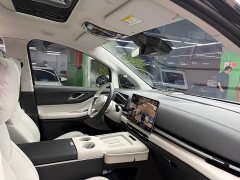 Voyah Lantu Dreamchaser PHEV AWD Luxury Qiankun Edition - photo 7