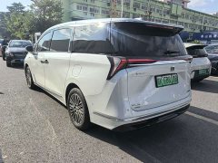 Buick GL8 New Energy Luxe Premium 7-Seater - photo 4