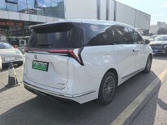 Buick GL8 New Energy Luxe Premium 7-Seater - photo 7