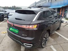 Volkswagen Taos 380TSI AWD R-Line High Performance Edition - photo 6