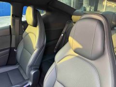 Tesla Model Y L Long Range All-Wheel Drive - ფოტო 15