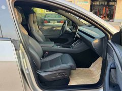 Tesla Model Y L Long Range All-Wheel Drive - ფოტო 9