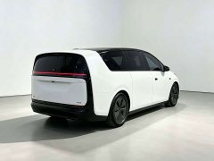 Li Auto MEGA Home Family Edition - photo 9