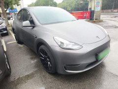 Tesla Model Y Long Range All-Wheel Drive - ფოტო 3