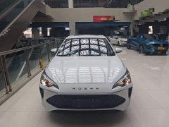 SAIC MG i5 1.5L CVT Luxury - photo 2