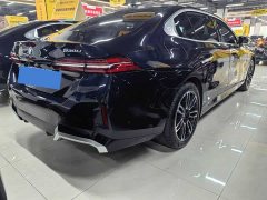 BMW 5 Series 530Li Premier M Sport Package - ფოტო 14