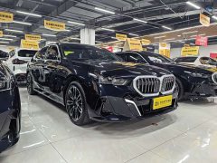 BMW 5 Series 530Li Premier M Sport Package - ფოტო 3