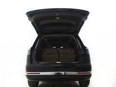 AITO M9 Extended Range Ultra 6-Seater - ფოტო 9