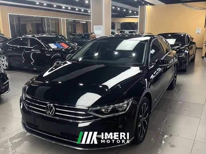 Volkswagen Magotan 330TSI DSG Advance
