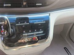 Buick GL8 Land Executive Cabin 652T Luxury - photo 12
