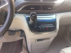 Buick GL8 Land Executive Cabin 652T Luxury - photo 13