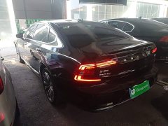 Volvo S90 B5 Intelligent Luxury Edition - ფოტო 4