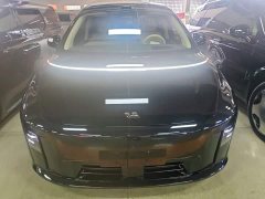 Li Auto i8 Standard Edition - ფოტო 2