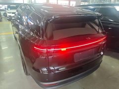 Li Auto i8 Standard Edition - ფოტო 5