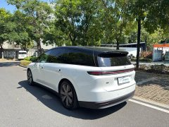 Li Auto i8 Standard Edition - ფოტო 8