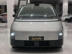 Li Auto Li Xiang MEGA Ultra - ფოტო 2