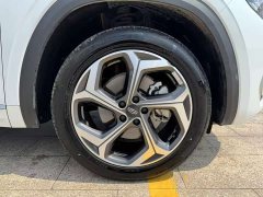 Geely Xingyue L 2.0TD DCT EVO FWD Luxury - photo 9