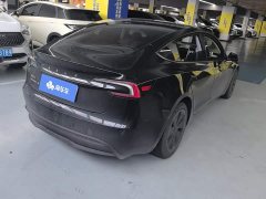 Tesla Model 3 Rear-Wheel Drive - ფოტო 3