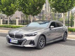 BMW i5 eDrive 35L Luxury Edition Premium Package - ფოტო 1