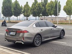 BMW i5 eDrive 35L Luxury Edition Premium Package - ფოტო 8