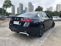 BMW 5 Series 530Li Premier M Sport Package - фото 3