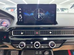 Honda Civic 240TURBO CVT Dynamic C-Position Special Edition - ფოტო 17