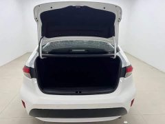 Toyota Corolla Hybrid 1.8H E-CVT Luxury - ფოტო 8
