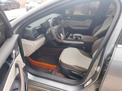 BYD Qin PLUS Glory Edition DM-i 55KM Leading - ფოტო 15