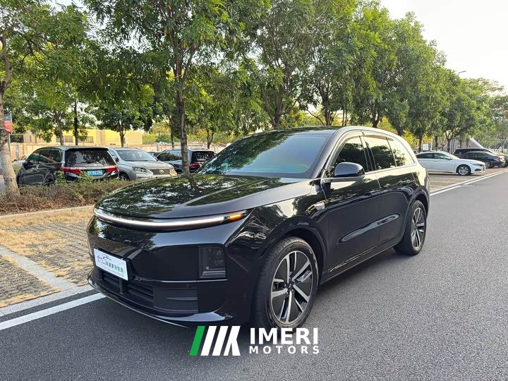 Li Auto L6 Pro - ავტომობილი ჩინეთიდან